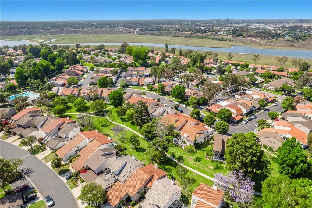 Newport Beach, California 92660, United States, 4 Bedrooms Bedrooms, ,3 BathroomsBathrooms,Residential,Active,159704