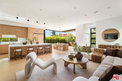 Tiny photo for 822 Superba Avenue, Venice, CA 90291 (MLS # 25606513)