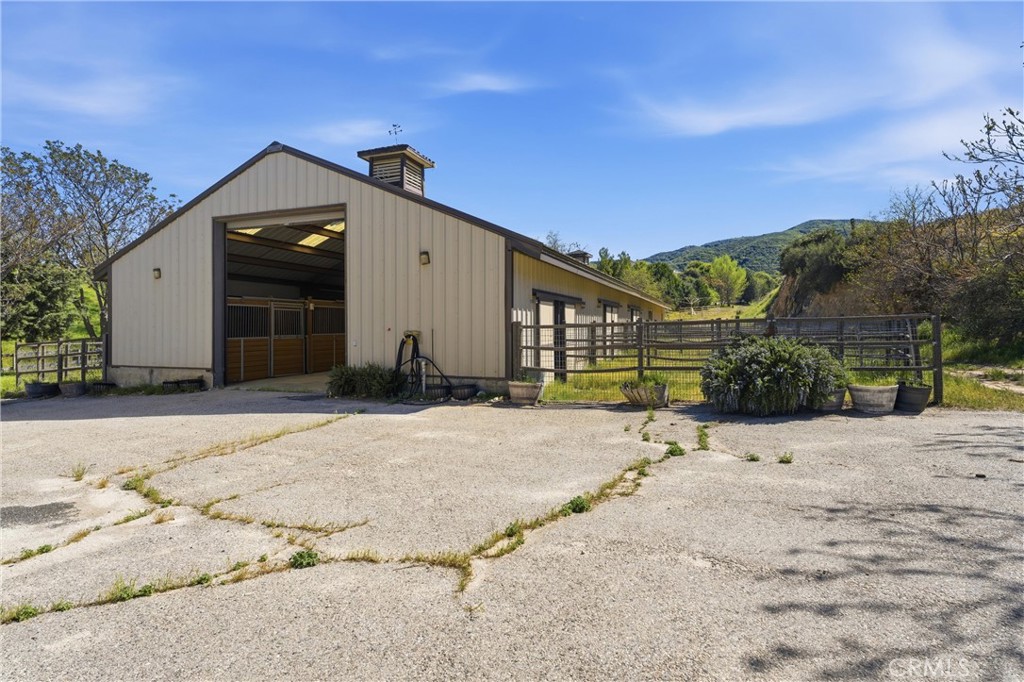 42135 San Francisquito Canyon Rd