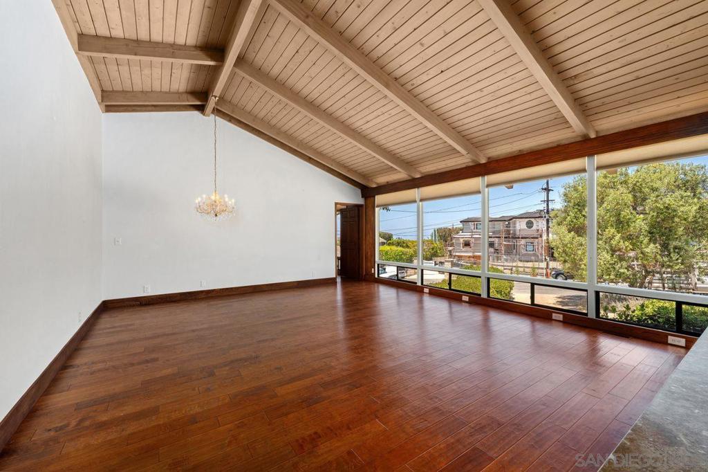 855 Muirlands Drive