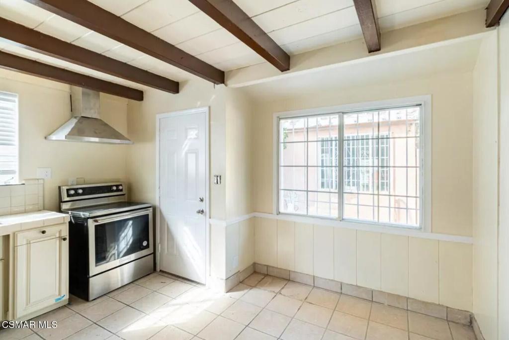 12015 Riverside Drive