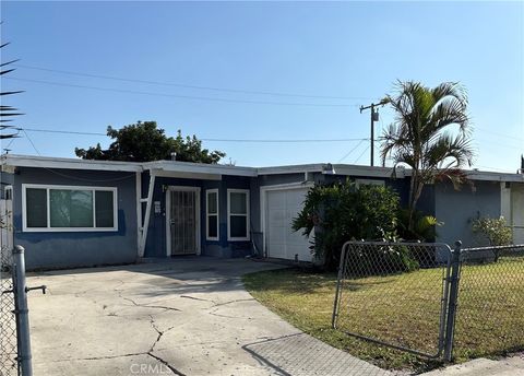 Photo of 1609 W 166th ST, Compton, CA 90220 (MLS # DW26113552)