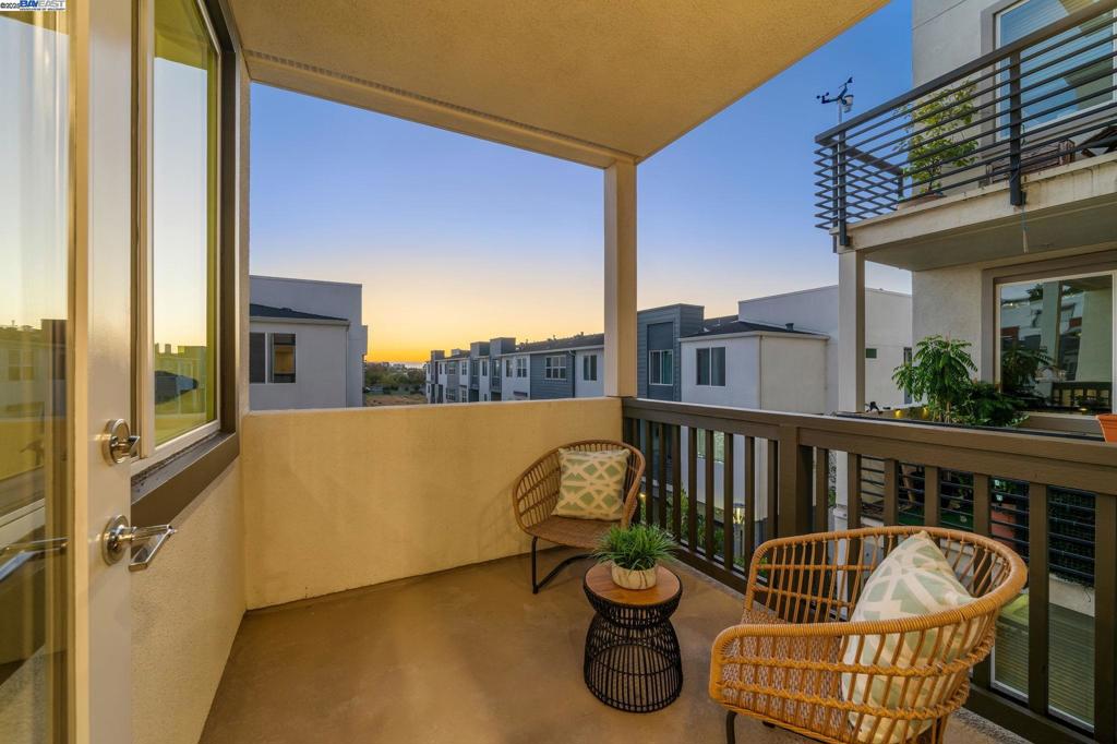 MILPITAS - Residential