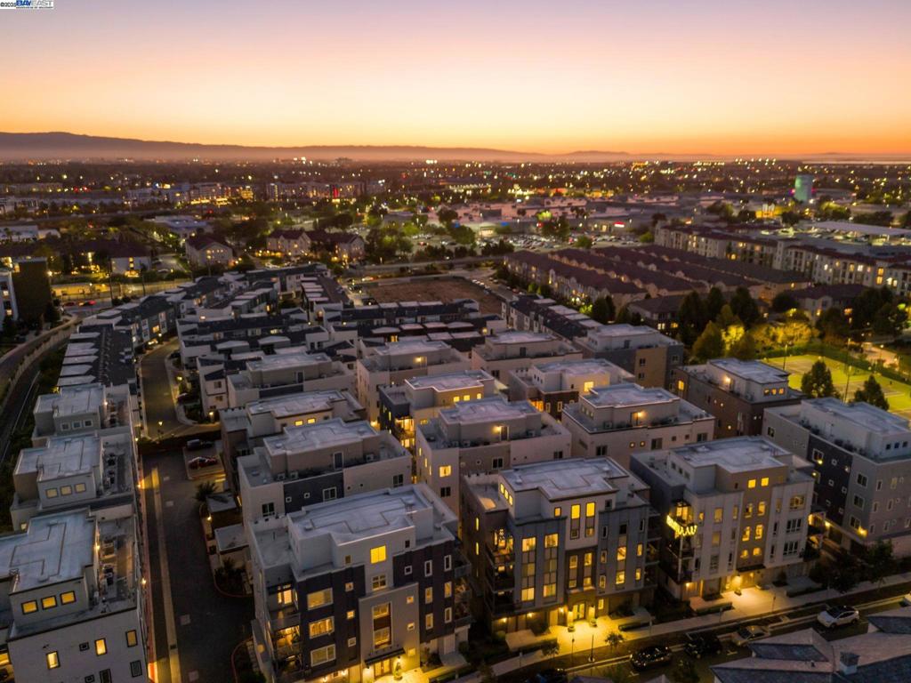 MILPITAS - Residential