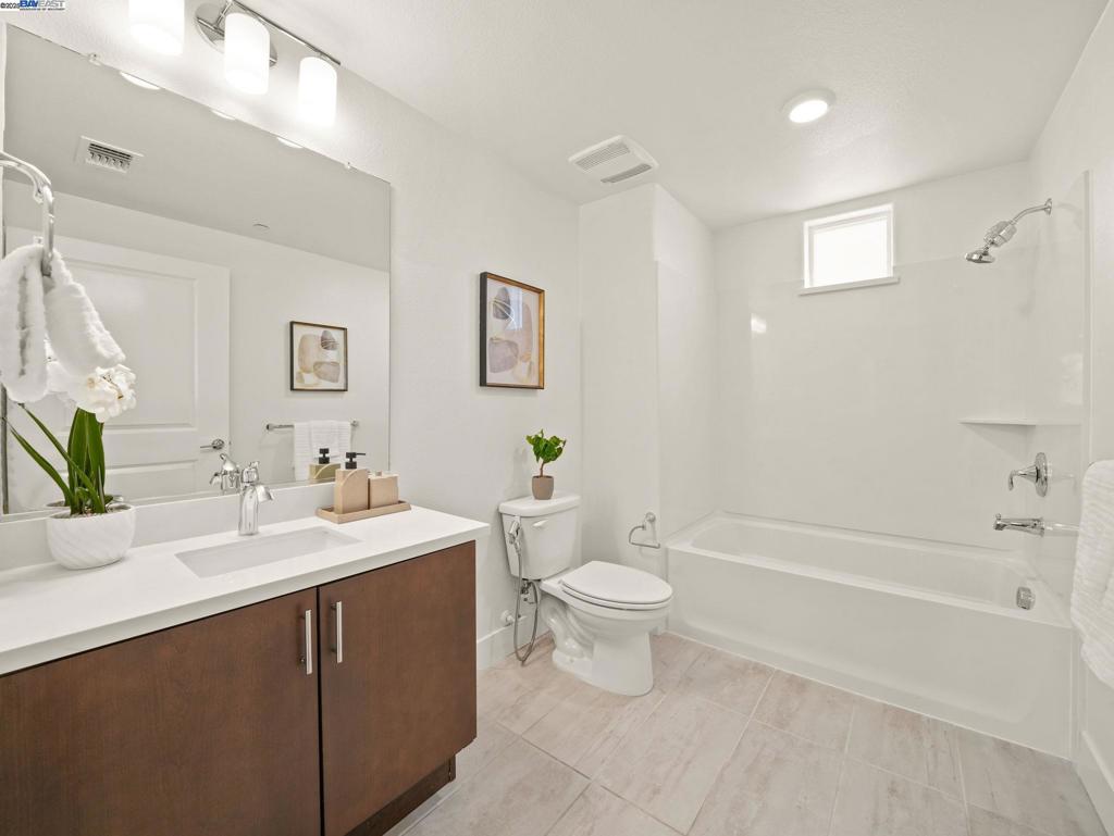 MILPITAS - Residential