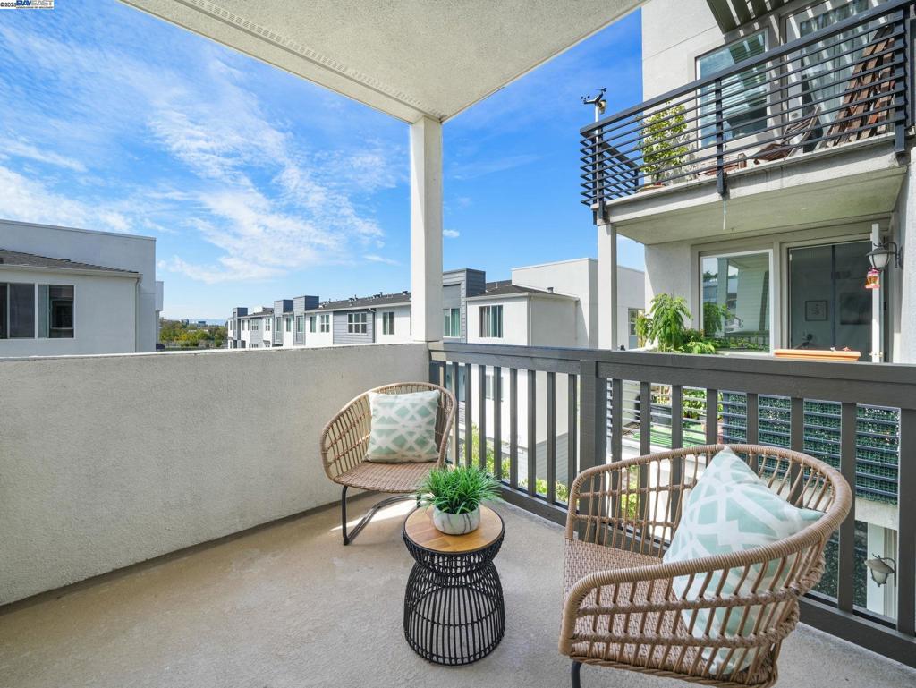 MILPITAS - Residential