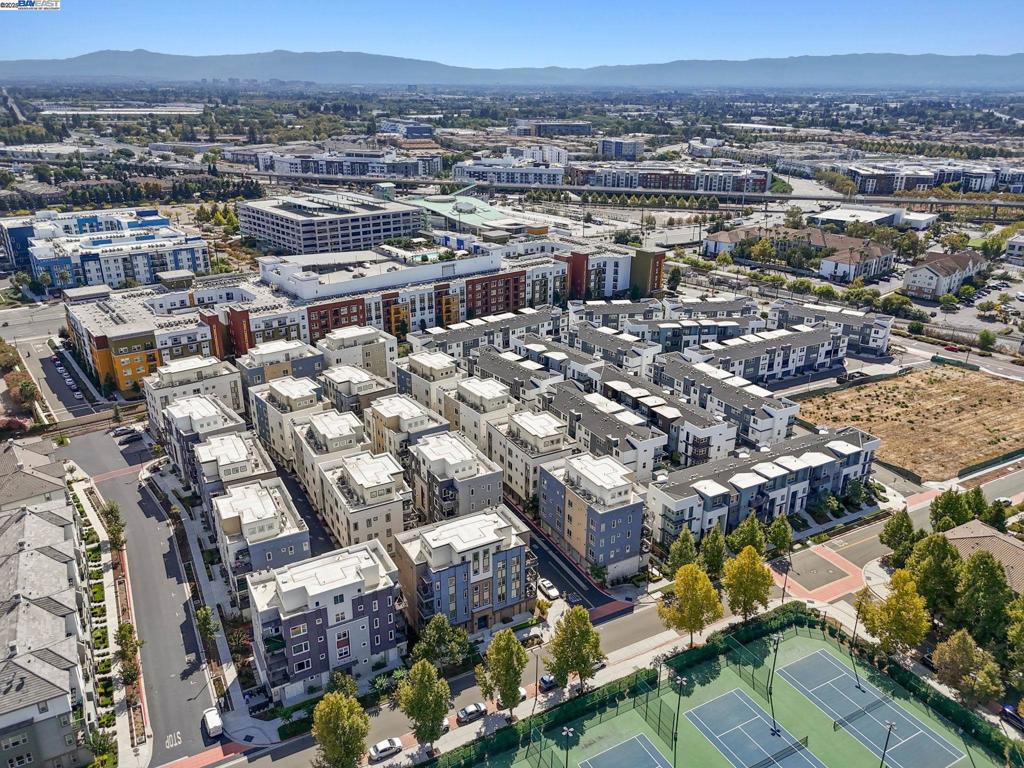 MILPITAS - Residential