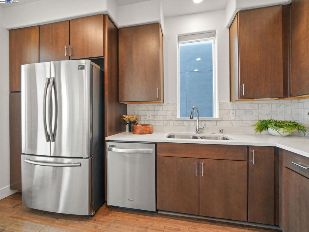 MILPITAS - Residential