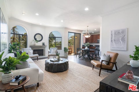 Photo of 1541 S Bedford Street #201, Los Angeles, CA 90035 (MLS # 26836935)
