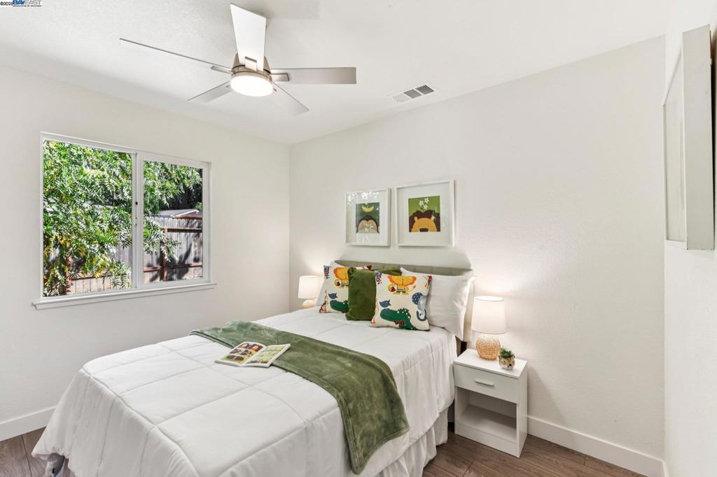 COLLEGE GREENS - Residential