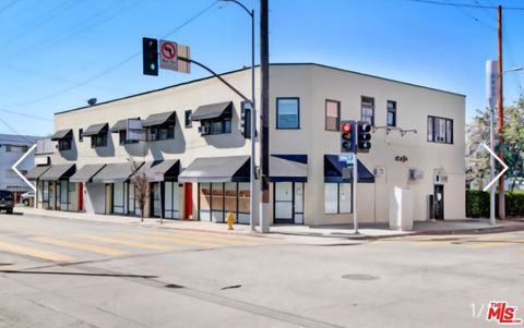 Photo of 1275 N Wilton Place #C, Los Angeles, CA 90038 (MLS # 26633587)