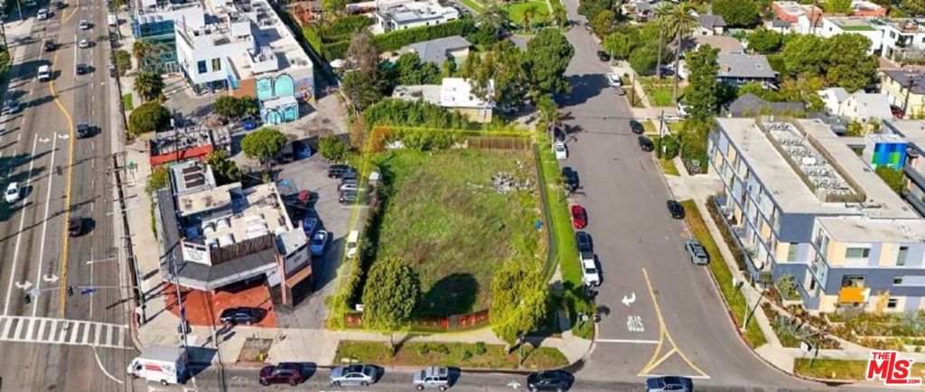 1015 Venice Boulevard