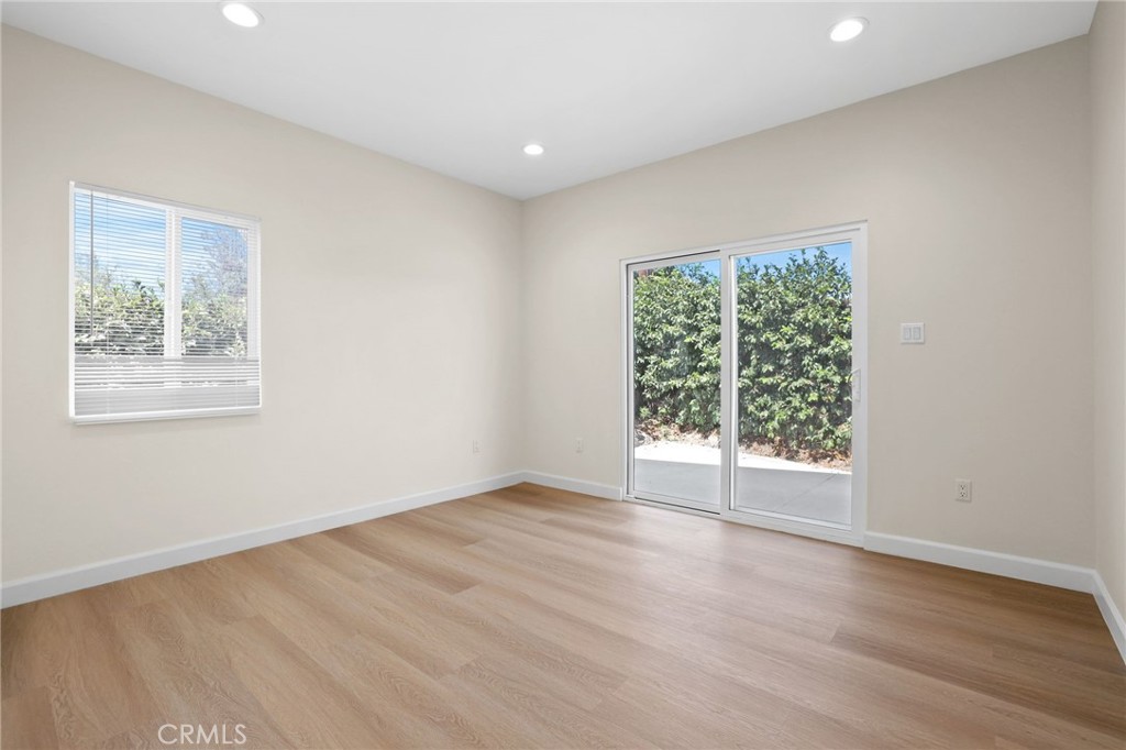 East Gate (ESGT) - Residential Lease