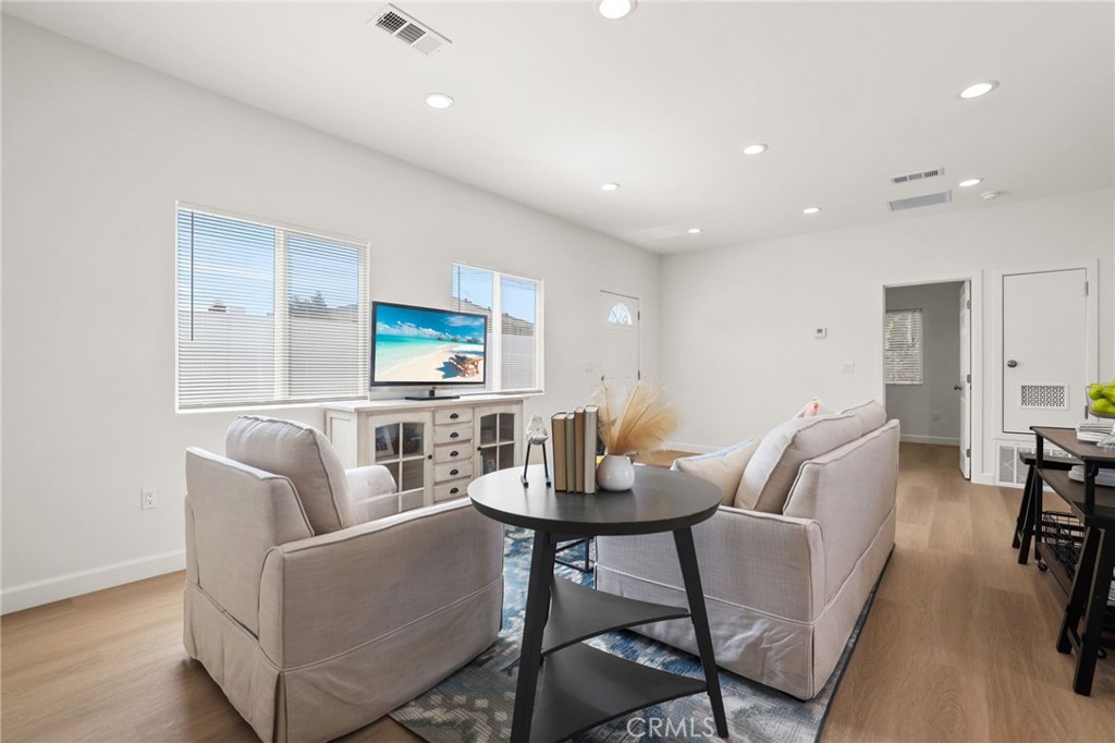 East Gate (ESGT) - Residential Lease