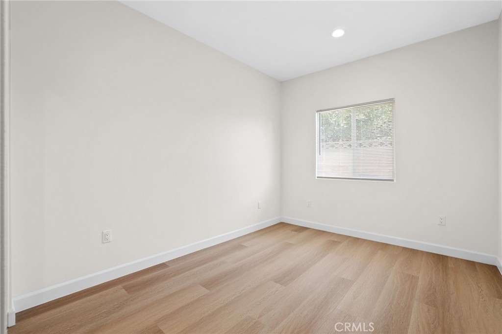 East Gate (ESGT) - Residential Lease