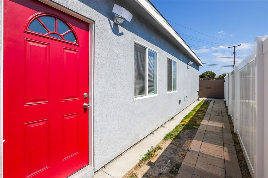 East Gate (ESGT) - Residential Lease
