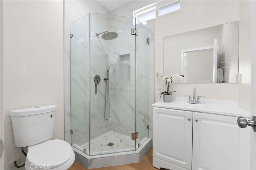 East Gate (ESGT) - Residential Lease