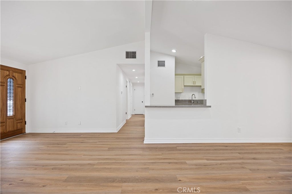 27441 Walnut Springs