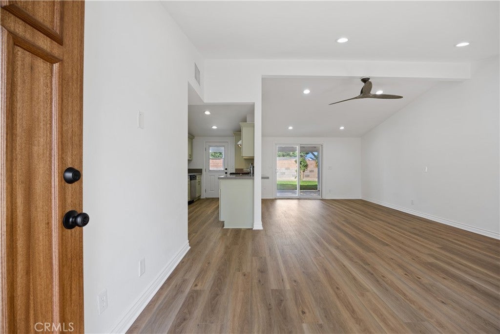 27441 Walnut Springs