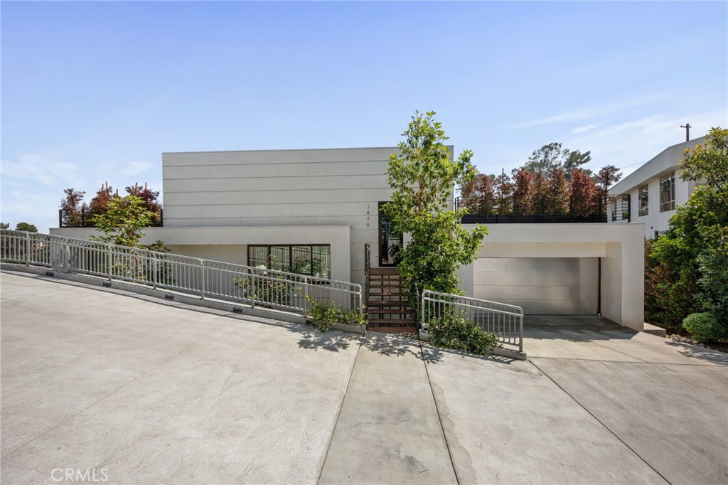 1479 Highgate