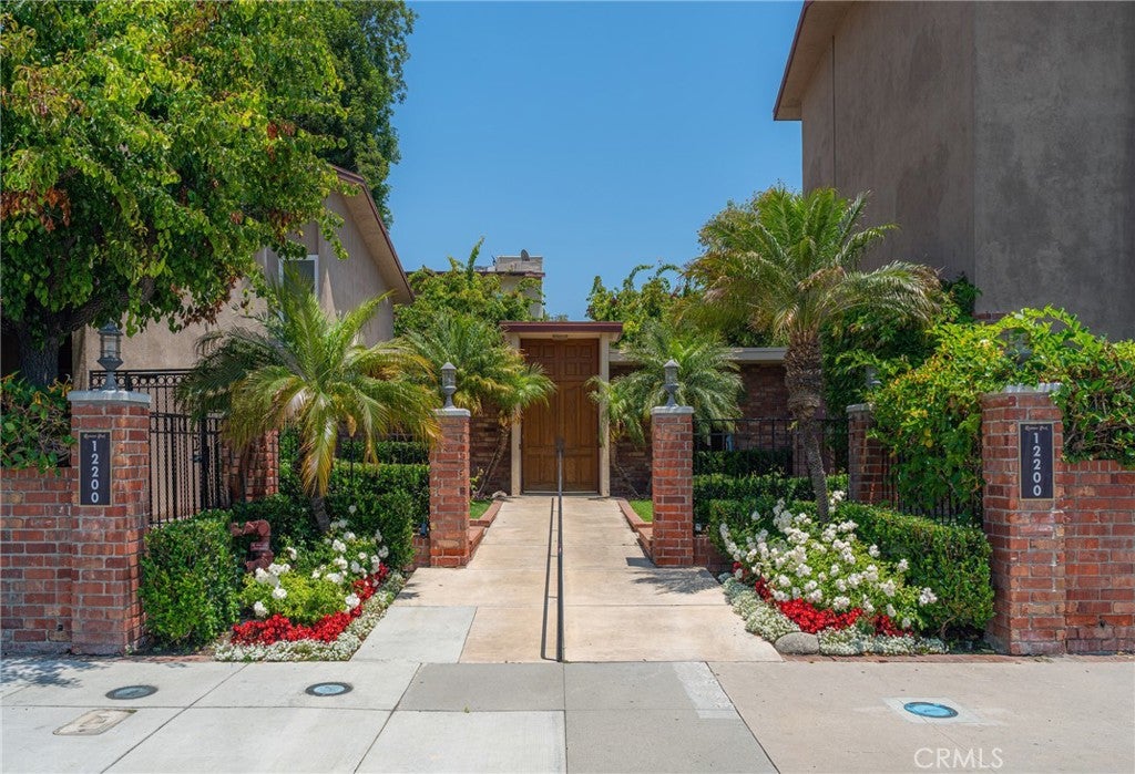 12200 Montecito B103