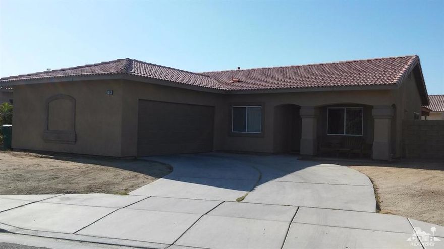BUYER ALERT!!! Come quick and take a look at this great home in the heart of Coachella. This home is close to super markets, shops and restaurants. This property offers 1350sqft of space with 3 bedrooms and 2 full baths. Call today to make appointment to view the lovely home.