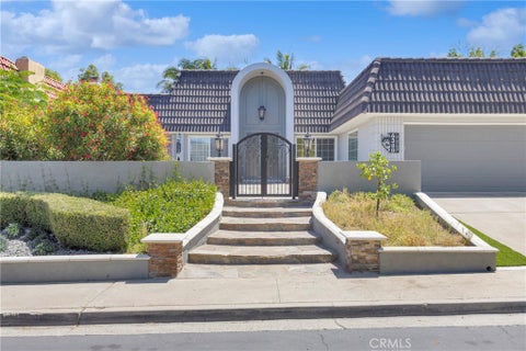 Photo of 6380 E Bixby Hill RD, Long Beach, CA 90815 (MLS # PW26167722)