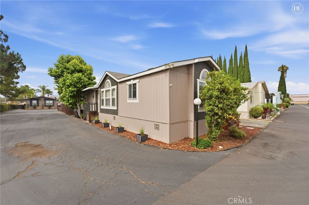 15050 Monte Vista 18