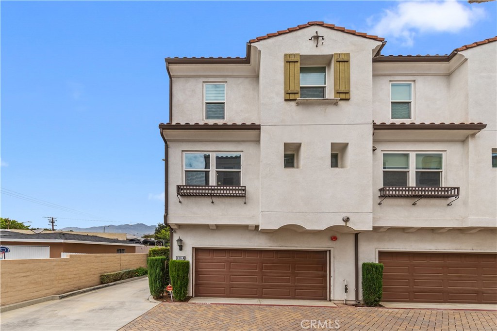 436 W Duarte Road A