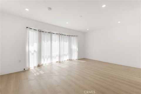 Photo of 6300 Orange Street #11, Los Angeles, CA 90048 (MLS # SR26138362)