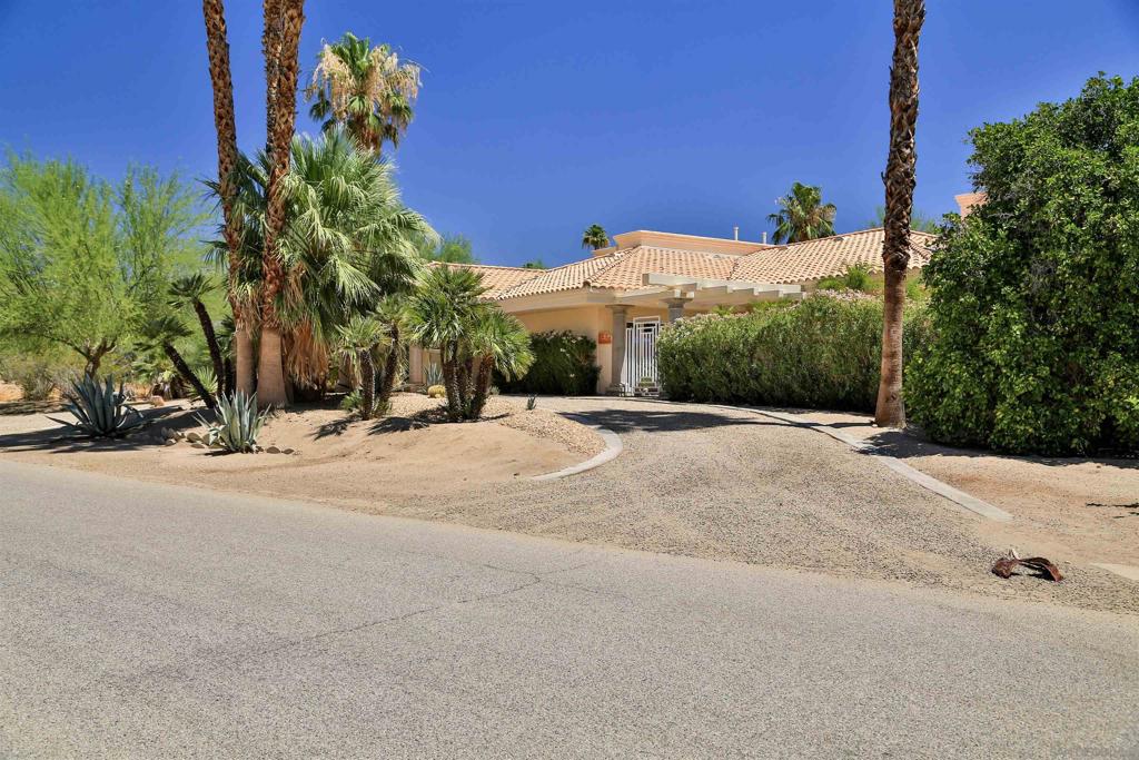 1605 Lazy S Dr