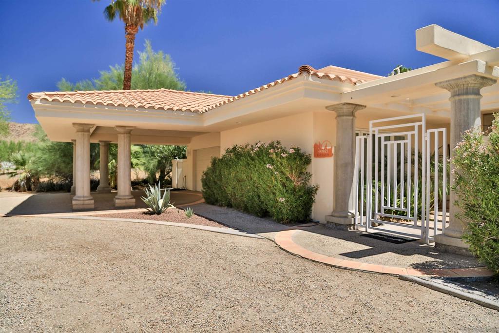 1605 Lazy S Dr