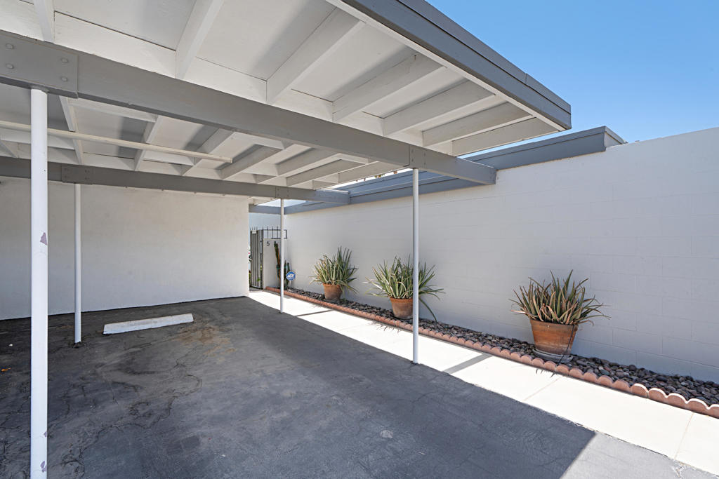 Whispering Sands - Residential