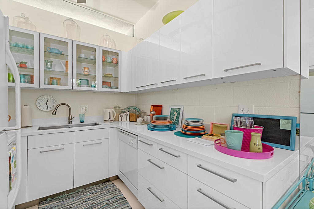 Whispering Sands - Residential