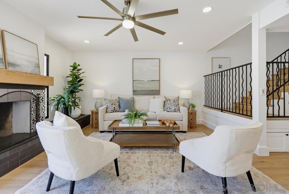 4339 Loma Riviera Court