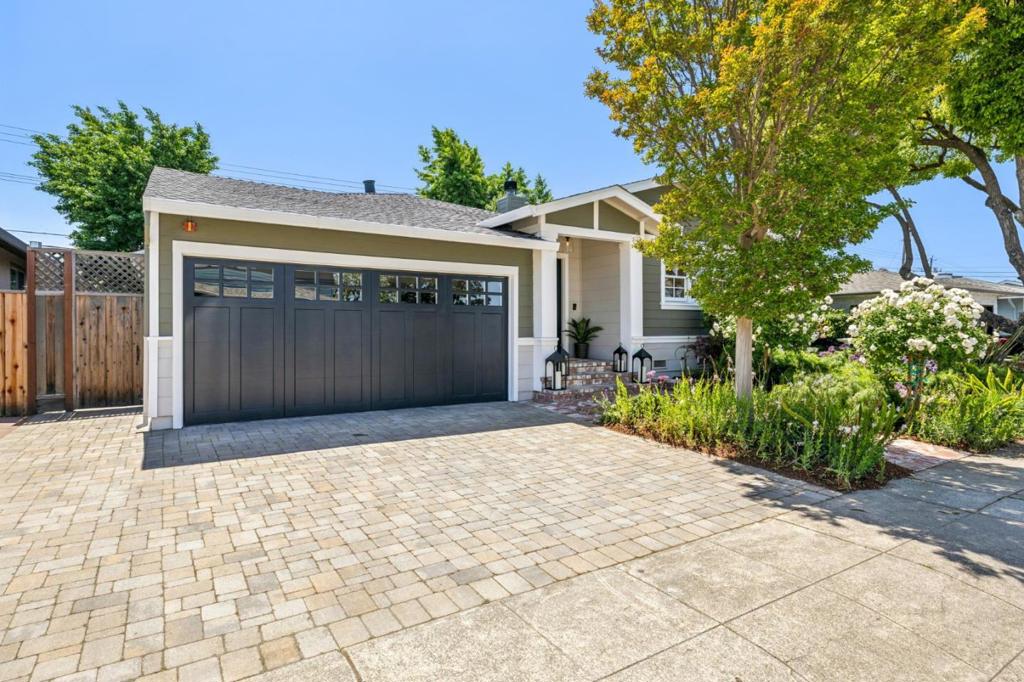 806 Fiesta Drive