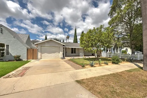 1128 S Parton St, Santa Ana, CA 92707 - MLS#: PW26074991