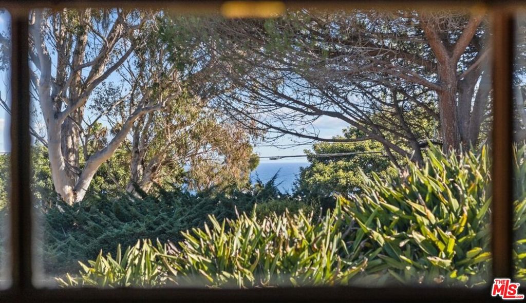 Point Dume - Residential