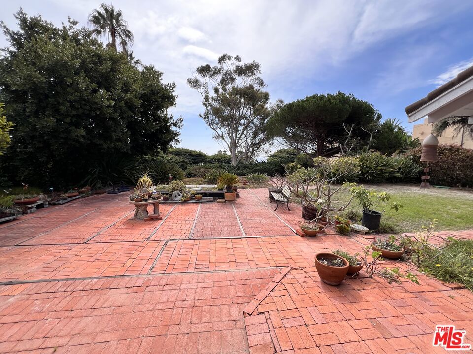 Point Dume - Residential