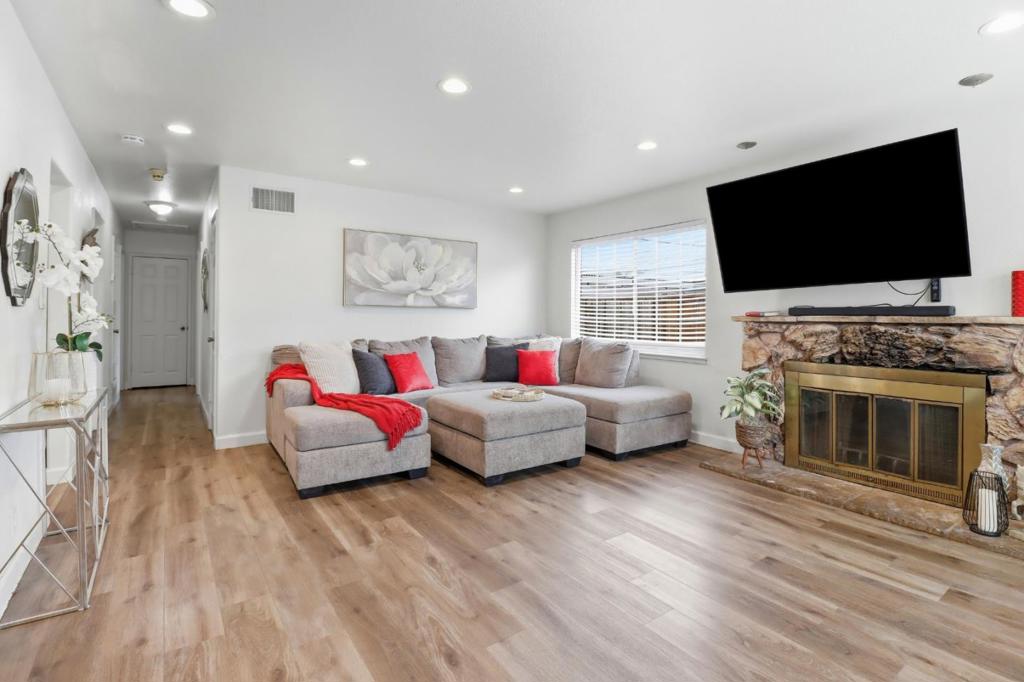 2918 Sherbrooke Way, San Jose CA 95127