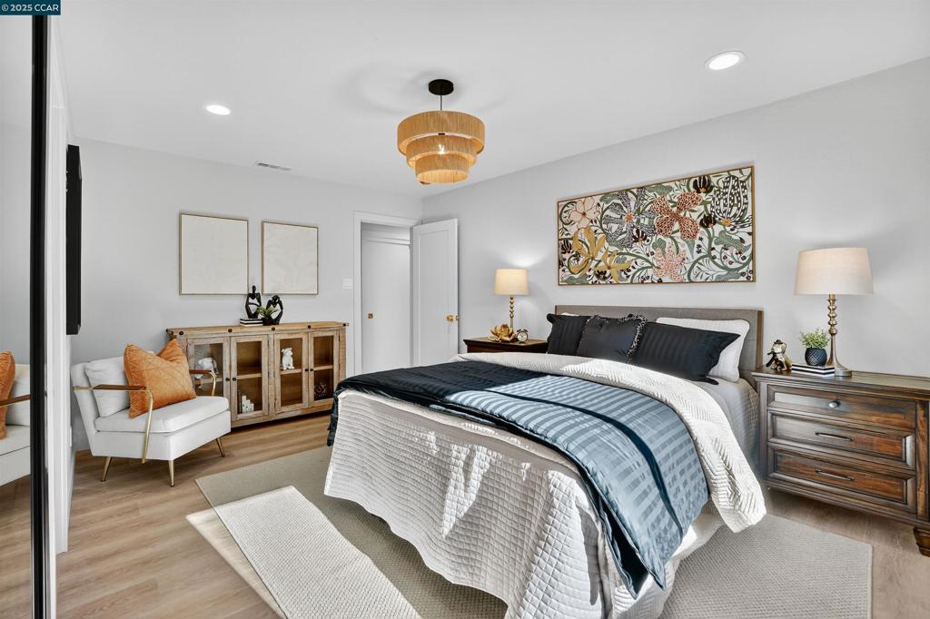 CARRIAGE SQUARE - Residential