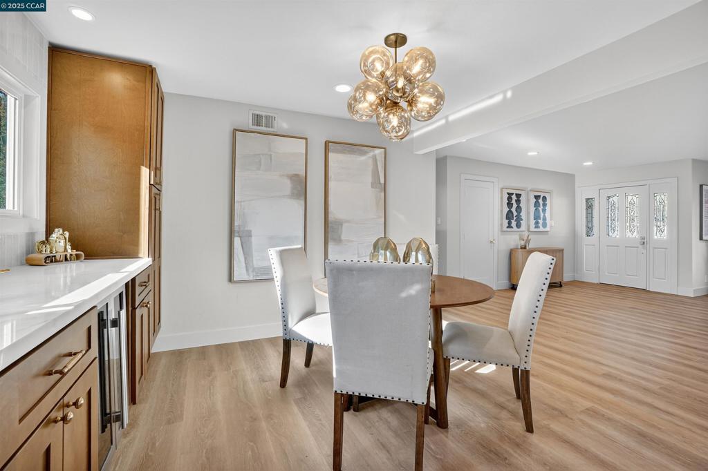 CARRIAGE SQUARE - Residential