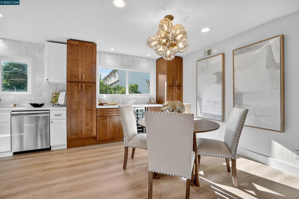 CARRIAGE SQUARE - Residential