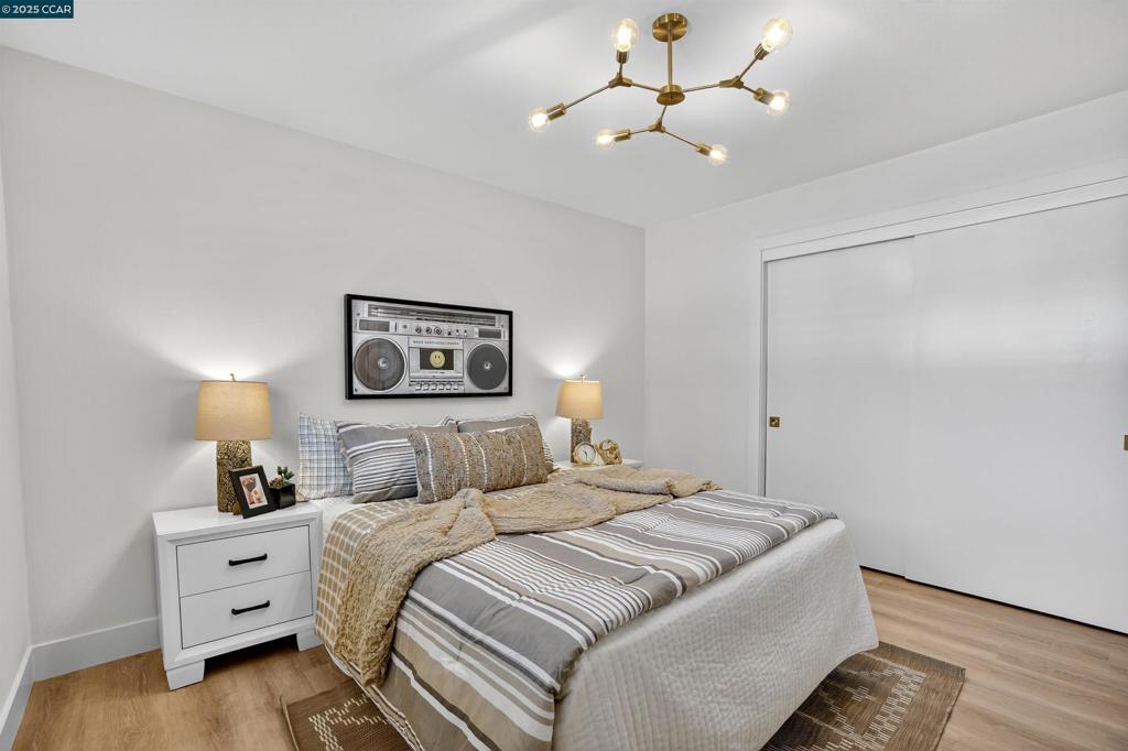 CARRIAGE SQUARE - Residential