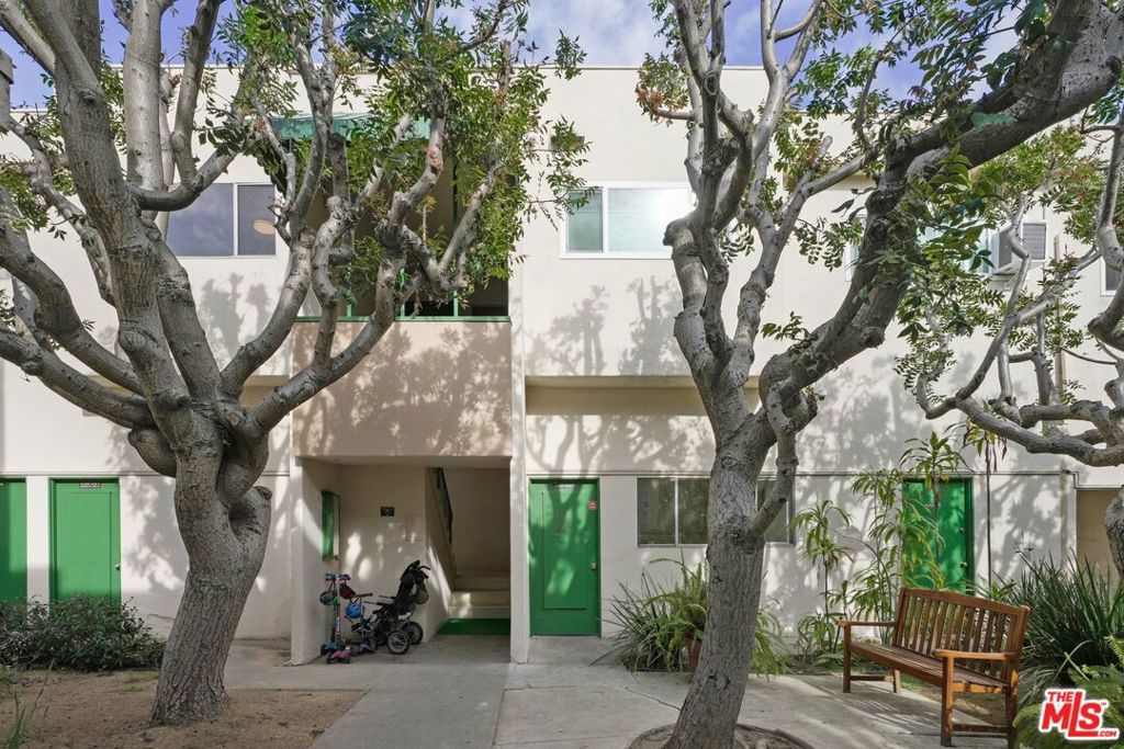 Photo of 11121 Queensland Street #H42, Los Angeles, CA 90034 (MLS # 26646301)