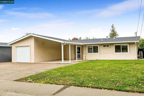 2140 Roskelley Dr Concord CA 94519