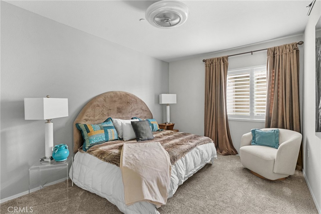 Senior Condo - Residential