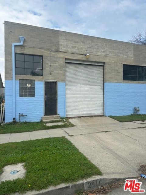 2411 Exposition Place Los Angeles CA 90018