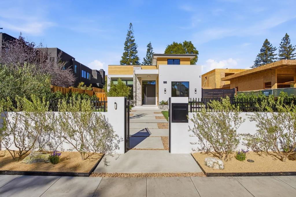 543 Tennyson Avenue