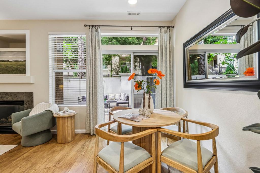 363 Oleander Drive